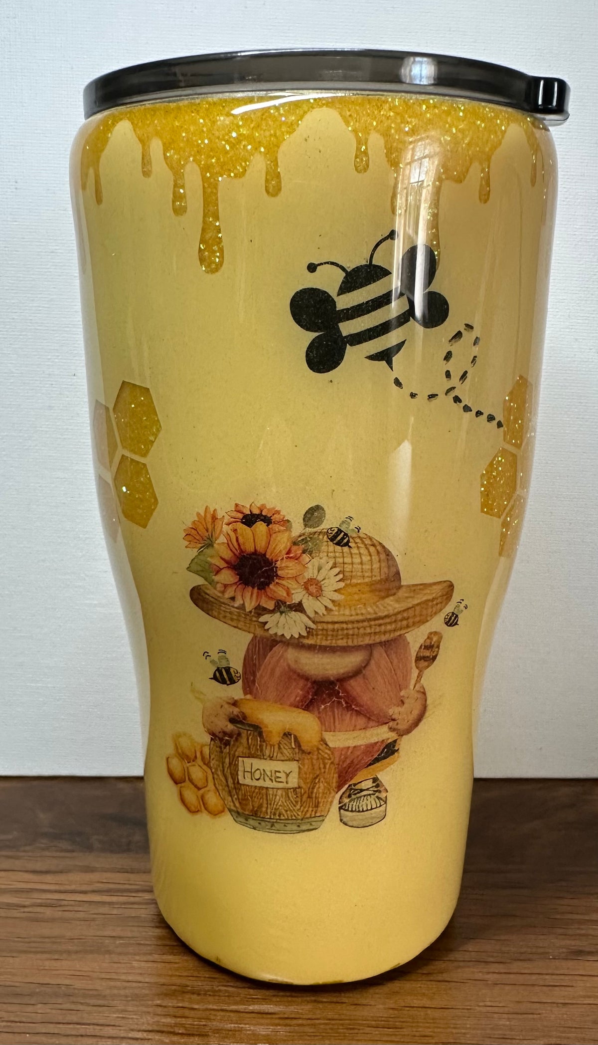 20 oz Modern Curve Honey Bee Tumbler